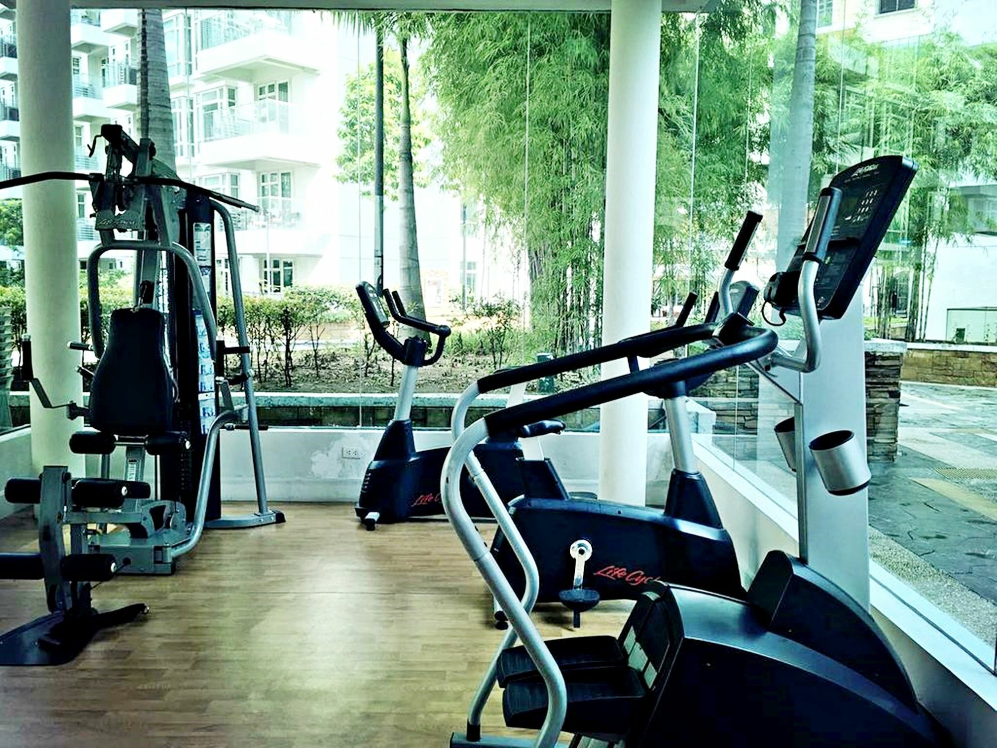Maxstays - Max Style @ The Parkside Villas 파사이 외부 사진